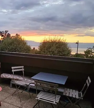 Terrasse Et Parking *